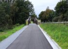 SR-St2139-RW: Die Lücke ist geschlossen: Zwischen dem Donau-Radweg und dem Donau-Regen-Radweg im Bereich Bogen gibt es nun entlang der Staatsstraße 2139 eine durchgehende Verbindung mit Radwegbrücke. 