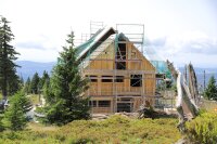 August 2025: Der Anbau steht.