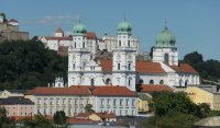 Zierde und Wahrzeichen für die ganze Region: Der Dom St. Stephan zu Passau