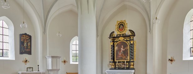 Innenansicht der Filialkirche St. Magdalena in Hausbach nach der Restaurierung.