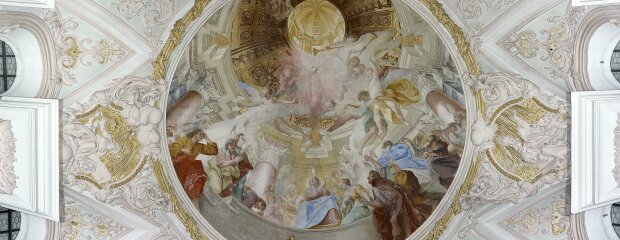 Das Chorfresko „Ausgießung des Hl. Geistes“ von Cosmos Damian Asam in der Asamkirche in Aldersbach (Aufnahme vor der Restaurierung) Das Chorfresko „Ausgießung des Hl. Geistes“ von Cosmos Damian Asam in der Asamkirche in Aldersbach (Aufnahme vor der Restaurierung)