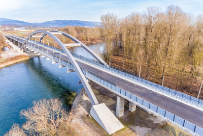 Jahresbilanzdeg-isarbrücke-plattling