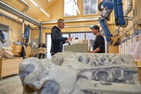 Optimale Arbeitsbedingungen finden die Mitarbeiter im neuen Werkstattgebäude vor. Optimale Arbeitsbedingungen finden die Mitarbeiter im neuen Werkstattgebäude vor.