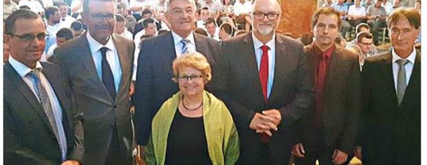 Aufpassen auf die Straßenwärter Aufpassen auf die Straßenwärter